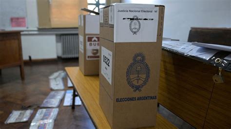 Cómo votar en el balotaje de Argentina 2023 y qué necesito: documentos válidos, boletas y más